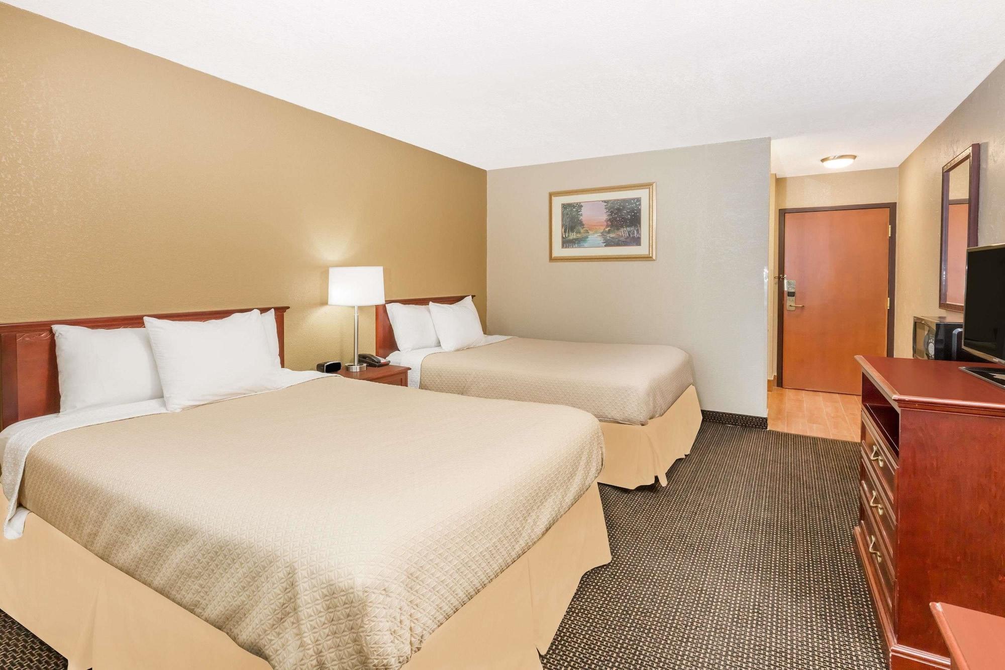 Days Inn By Wyndham West Des Moines Εξωτερικό φωτογραφία