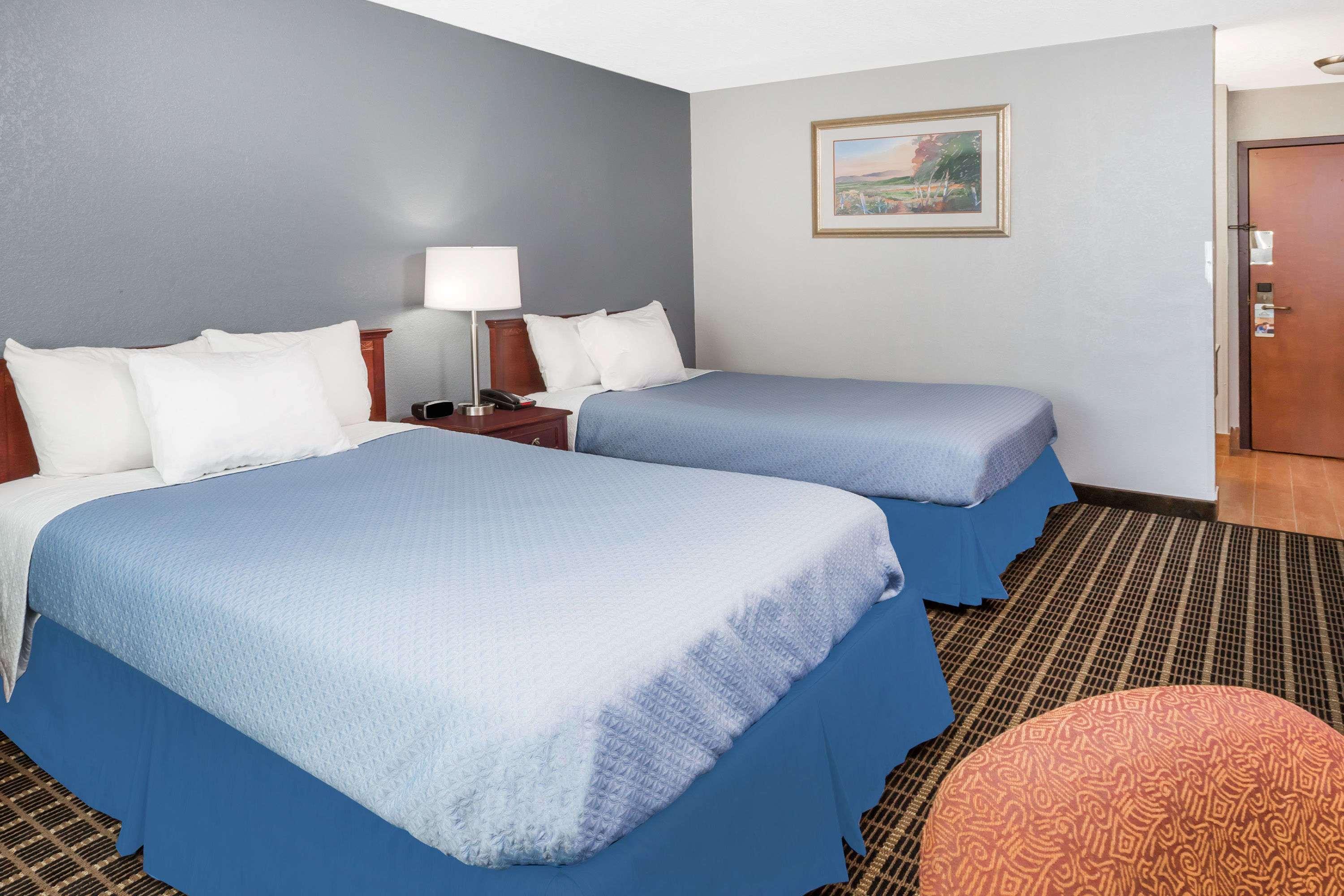 Days Inn By Wyndham West Des Moines Εξωτερικό φωτογραφία