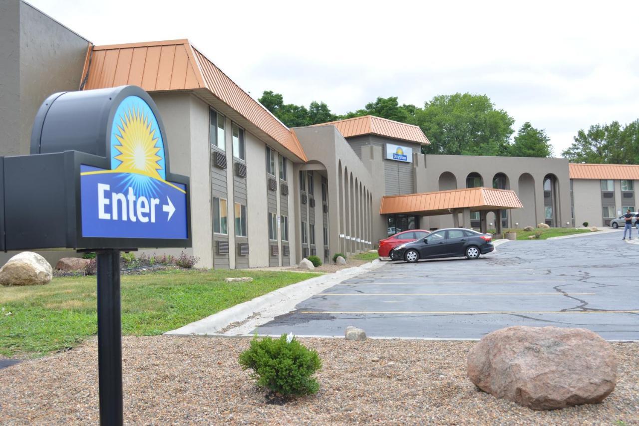 Days Inn By Wyndham West Des Moines Εξωτερικό φωτογραφία